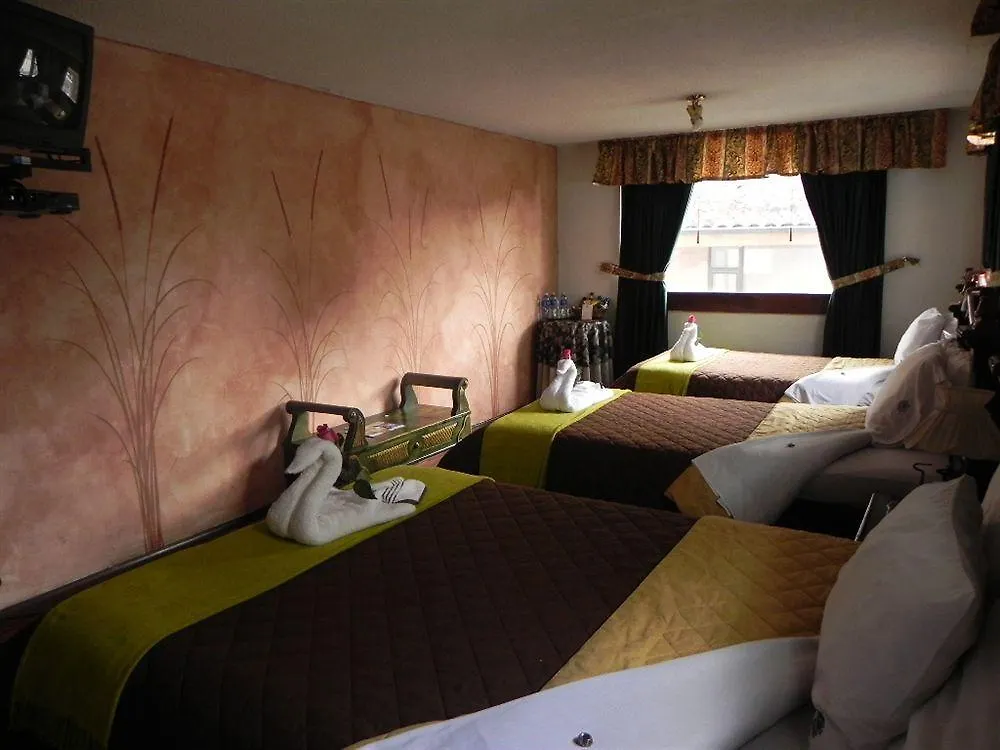 Hotel Nass Sol De Κίτο 3*,