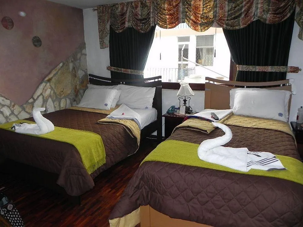 Hotel Nass Sol De Κίτο