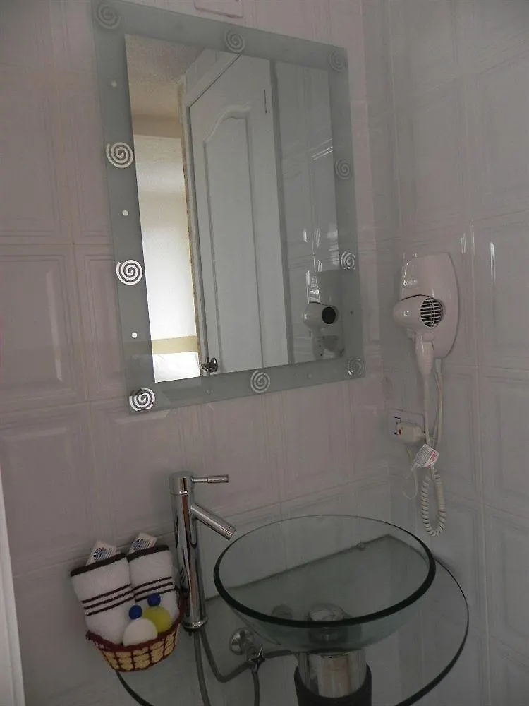Hotel Nass Sol De Κίτο 3*,