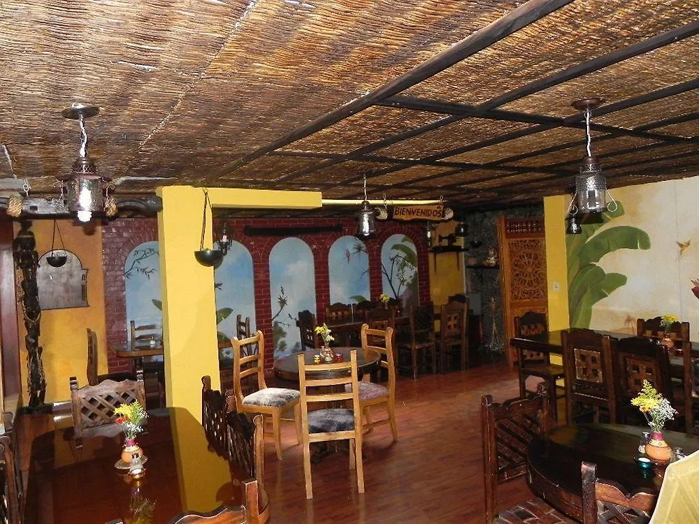 Hotel Nass Sol De Κίτο