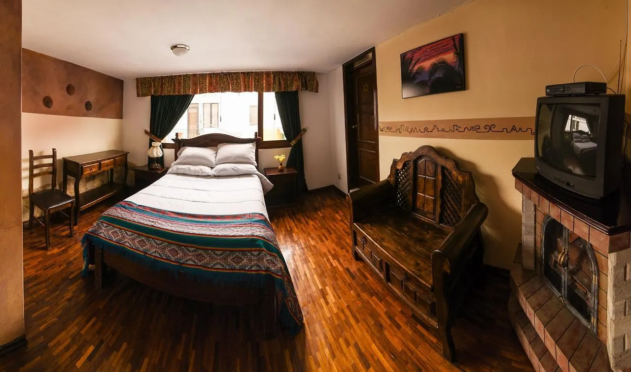 Hotel Nass Sol De Κίτο