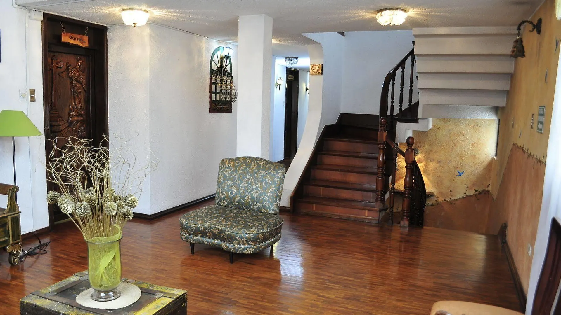 Hotel Nass Sol De Κίτο