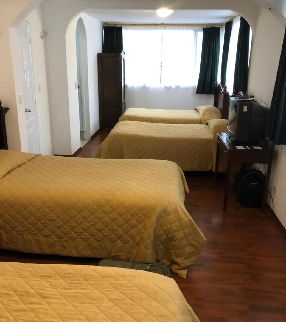 Hotel Nass Sol De Κίτο